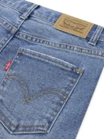 LEVI'S GIRLFRIEND SHORTS BLUE - Image 3